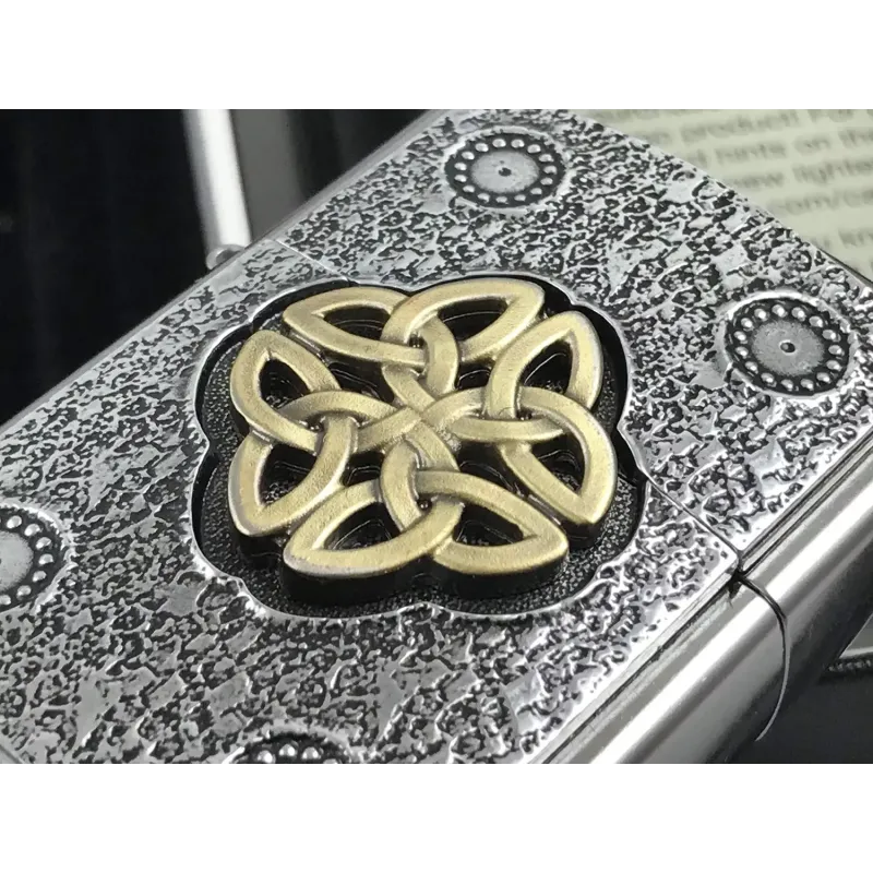 Зажигалка бензиновая Zippo Emblem Celtic Knot Эмблема Кельтский узел (2004750)
