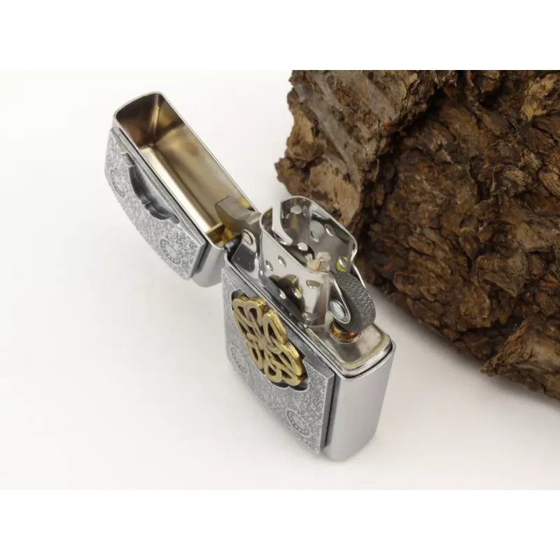 Зажигалка бензиновая Zippo Emblem Celtic Knot Эмблема Кельтский узел (2004750)