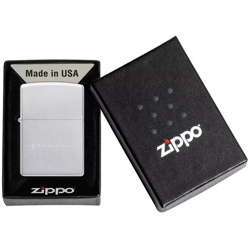 Бензиновые зажигалки Зажигалка бензиновая Zippo Freedom Design (46358) Бензиновые зажигалки Зажигалка бензиновая Zippo Freedom Design (46358)