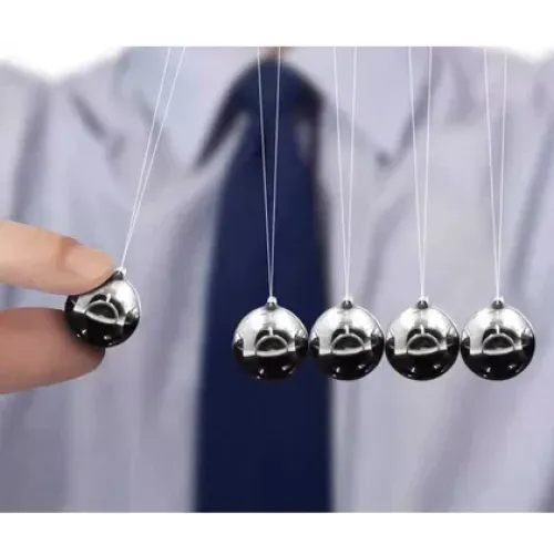 Приниматели решений и антистрессы Маятник Шары Ньютона мини антистресс инерционные (9,3х9х9 см) коричневые (DN19357N)