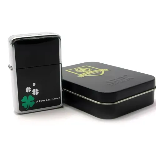 Бензинові запальнички Запальничка бензинова STAR A FOUR LEAF LOVER Чорний із сріблястим (28074STAR)