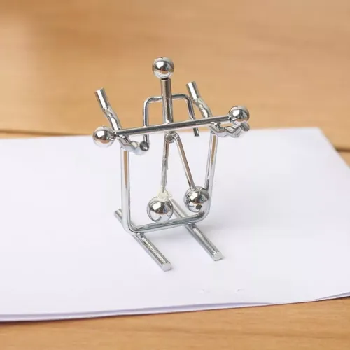 Приниматели решений и антистрессы Маятник антистресс "Спортсмен" инерционный (7,5х7х2 см) хром, металл (DN26889A)