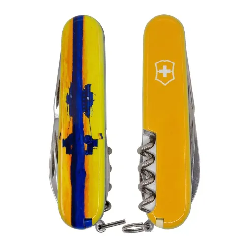 Ножі та мультитули Victorinox Складной нож Victorinox Huntsman Ukraine Марка с трактором (1.3713.3_T3110p)