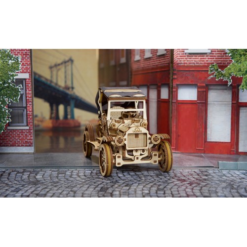 Ukrainian Gears Ретро автомобіль UGR-T