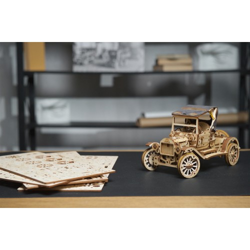 Ukrainian Gears Ретро автомобіль UGR-T