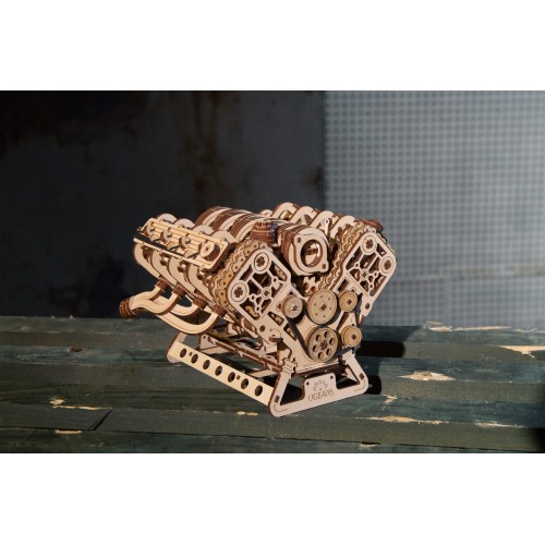 Ukrainian Gears Двигун V8