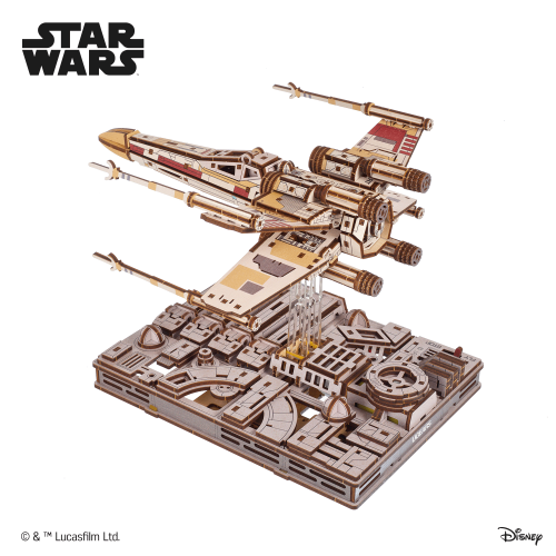Винищувач X-Wing Люка Скайуокера™