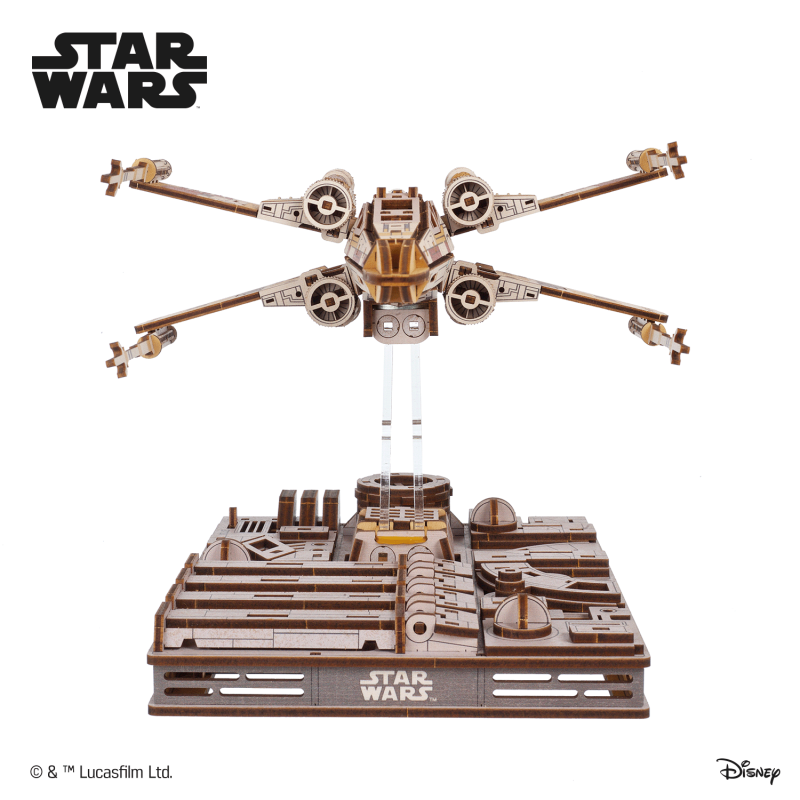 Винищувач X-Wing Люка Скайвокера™