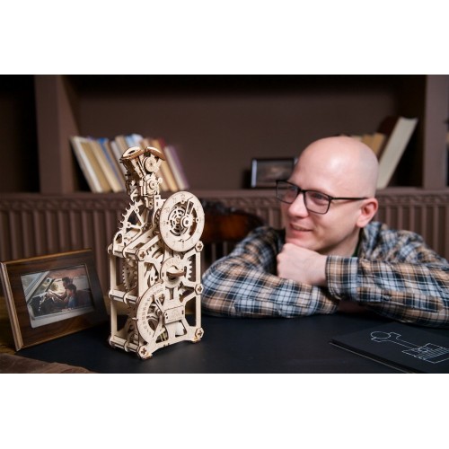 Ukrainian Gears Годинник Двигун