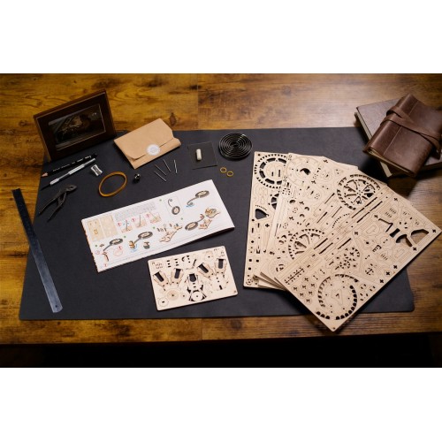 Ukrainian Gears Годинник Двигун