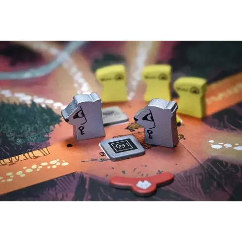 Настольная игра Корни: Мародеры и наемники (Root: Marauder Hirelings Pack & Hireling Box)