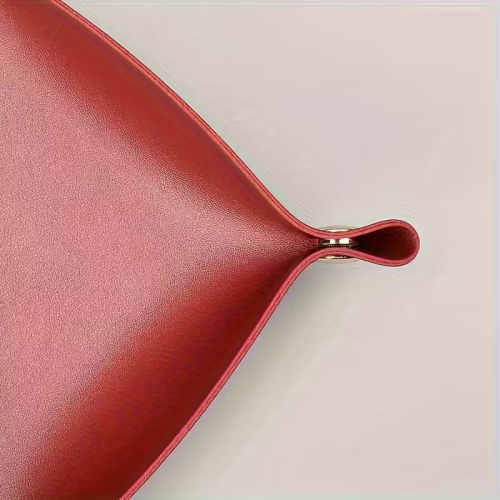 Башни, дайстреи, мешочки, стаканы Dice Tray (Лоток для кубиков) квадратный из кожзама