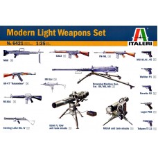 Набор современного легкого оружия
