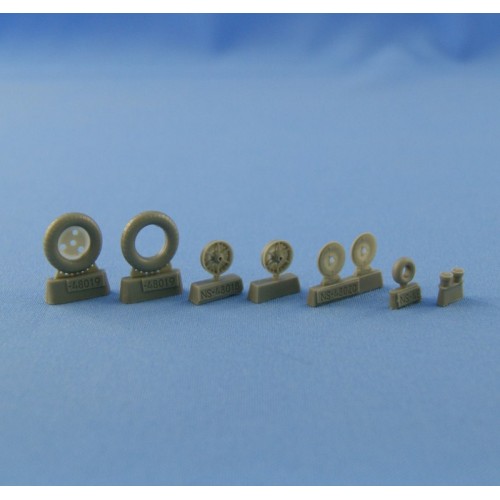 Набори деталіровки Колеса для Ме-109 E4-E-7, с шинами "Continental", (смола)