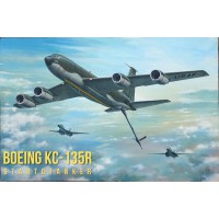 Самолет-заправщик Боинг KC-135R Stratotanker