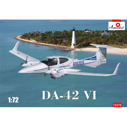 Збірна модель літака Багатоцільовий літак Diamond DA42 VI 1:72