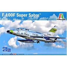 Истребитель F-100 F "Super Sabre"