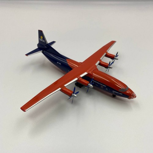 Колекційні моделі Военно-транспортный самолет Ан-12 КАВОК, оранжевая ливрея