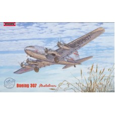 Транспортный самолет Боинг 307 Stratoliner