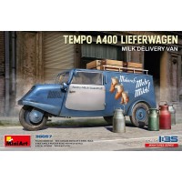 Трехколесный немецкий грузовик доставки молока Tempo A400