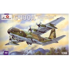 Літак C-130A Геркулес