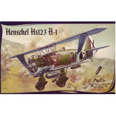 Пластиковая модель самолета Hs123 A-1