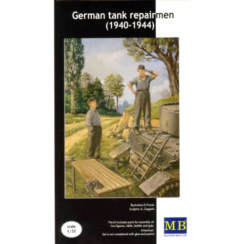 Фигуры и миниатюры MB3509 German tank repairmen, 1940-1944
