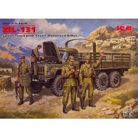 Грузовой автомобиль ЗиЛ-131 с мотопехотой