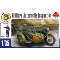 Военная автомобильная инспекция с фигуркой инспектора ВАИ