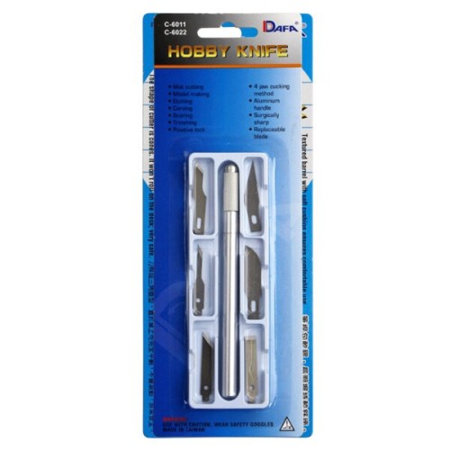 Ножі, ножиці та леза Модельный нож с металлической ручкой, 6 сменных лезвий.