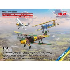 Учебные бипланы времен Второй мировой войны (Bucker Bu 131D, DH.82A Tiger Moth, Stearman PT-17)