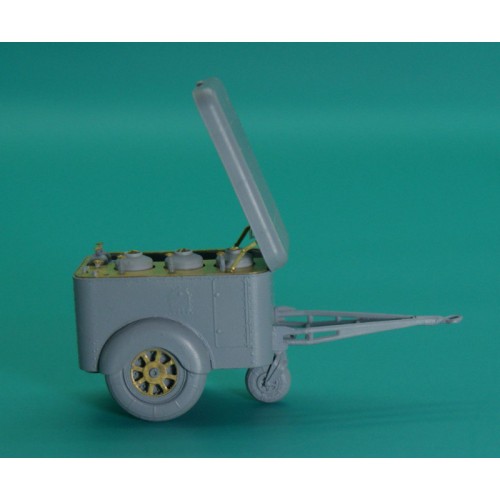 Авто-мото Прицеп АМЗ-53М для аэродромных установок нефтяных и технических жидкостей, 1956 г.