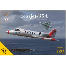 Військово-транспортний літак ВПС США Learjet 35A