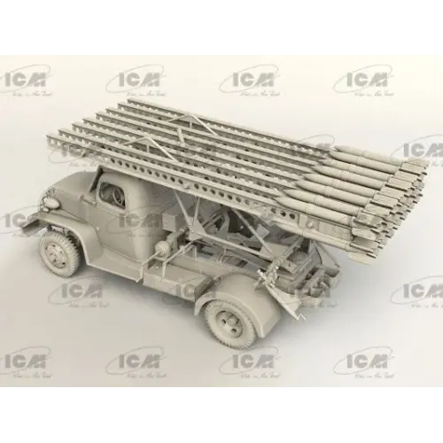 Советская боевая машина BM-13-16 на базе G7107