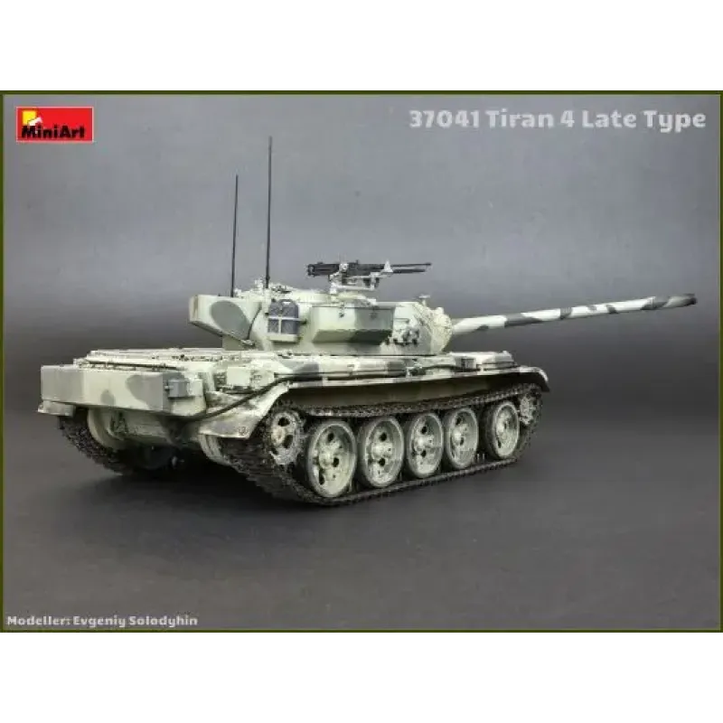 Танк Тиран 4, позднего типа 1:35
