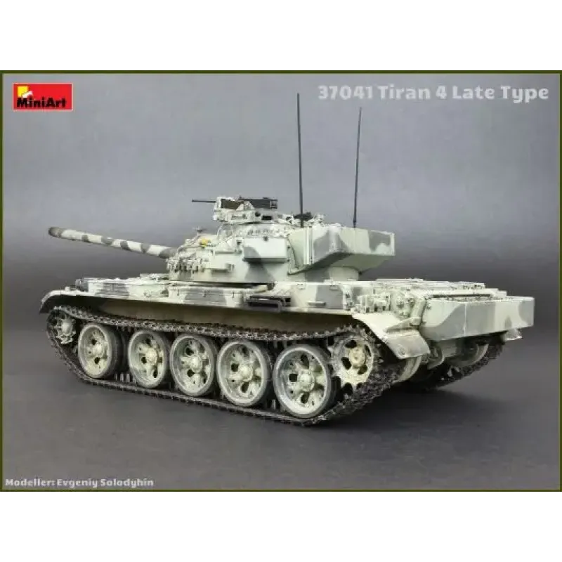 Танк Тиран 4, позднего типа 1:35