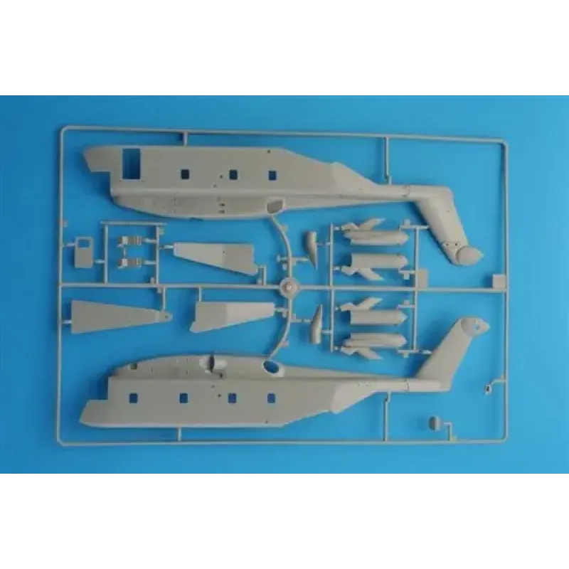 Сборная модель 1:72 Вертолет MH-53E Sea Dragon Италери 1065