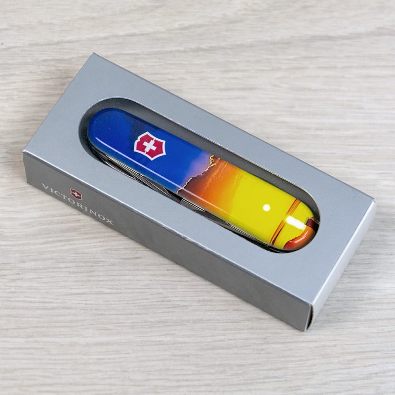 Швейцарский складной нож 91мм Victorinox CLIMBER UKRAINE 1.3703.7.T3220pw