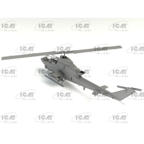Сборная модель 1:35 Вертолет AH-1G Кобра (позднего производства) ICM 53031