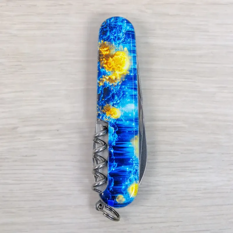 Швейцарский складной нож 91мм Victorinox SPARTAN UKRAINE ДНК Украинца 1.3603.3.T3270pw