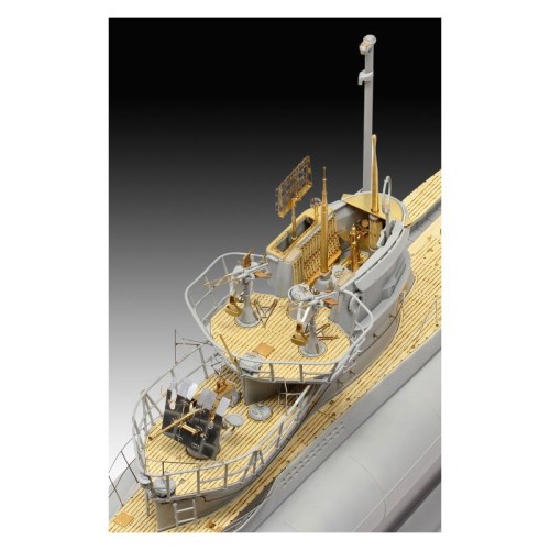 Збірна модель-копія Revell Німецький підводний човен типу VII C/41, рів 5, м: 1:72