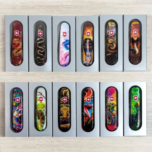 Складаний ніж Victorinox CLIMBER ZODIAC Зелена змія 1.3703.7.Z4270pk
