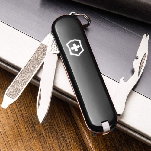 Складаний ніж Victorinox RALLY 0.6163.3
