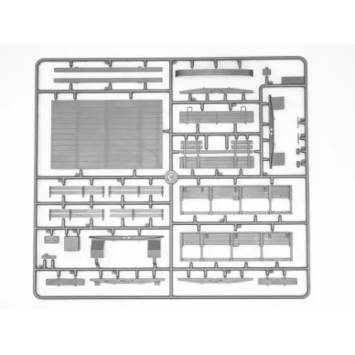Збірна модель1:35 Радянський вантажний автомобіль ЗіЛ-131 МТО-АТ ICM 35520