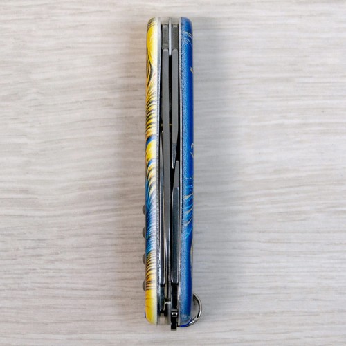 Складаний ніж Victorinox SPARTAN UKRAINE Чарівне перо Жар-Птиці 1.3603.3.T3150pw