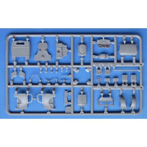 Збірна модель 1:72 Паливозаправник COE (Cab Over Engine) м.1939 ACE 72592