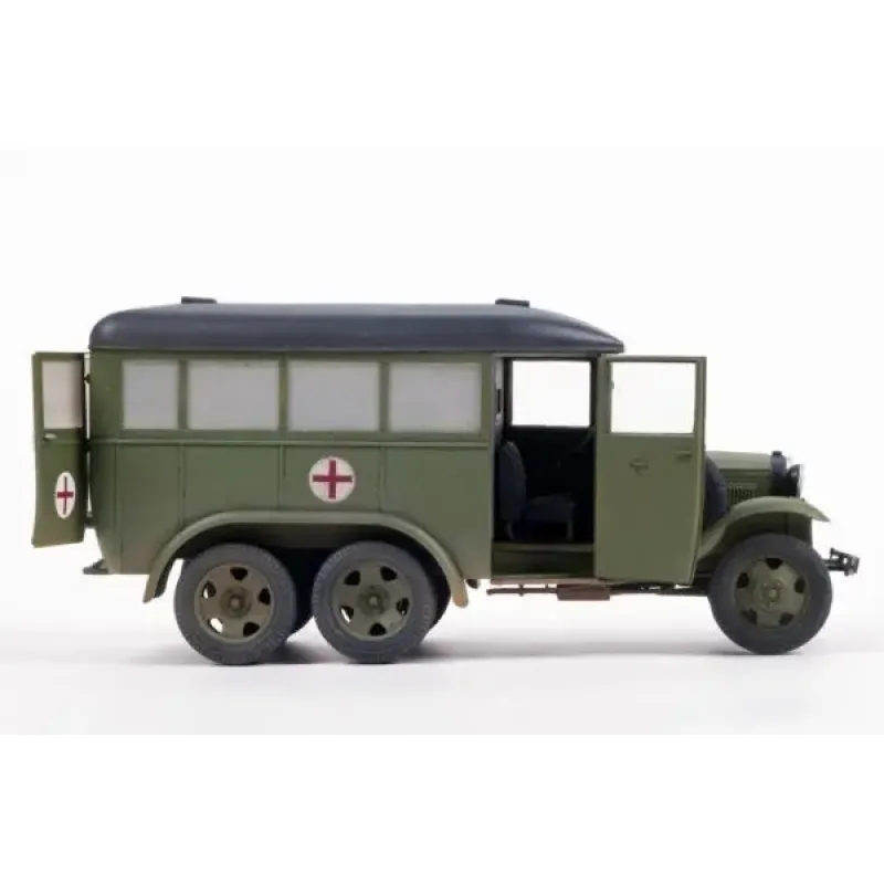 Санитарный автобус ГАЗ-05-194 1:35