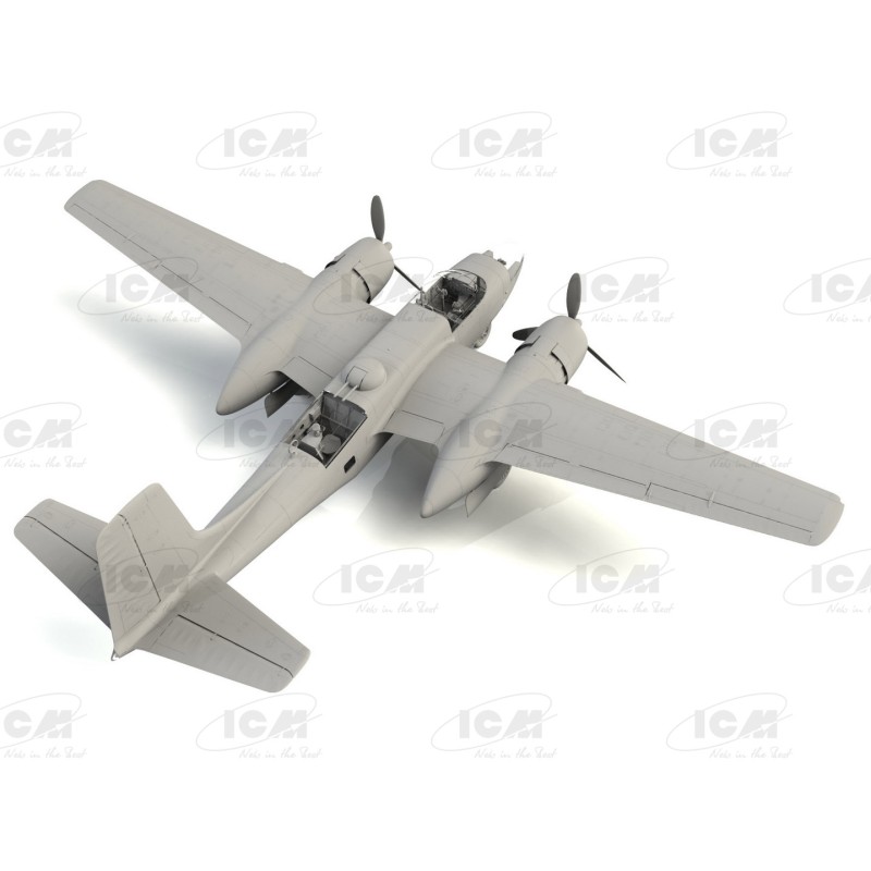 Збірна модель літака Бомбардувальник A-26C-15 Invader з пілотами і наземним персоналом 1:48