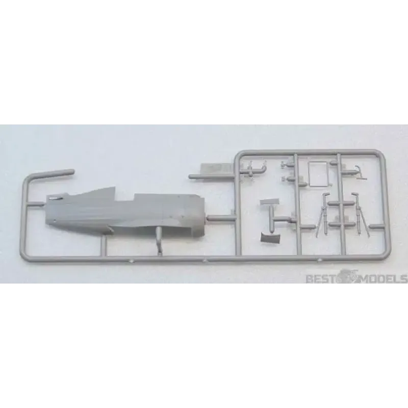 Сборная модель самолета Сборная модель 1:48 Советский истребитель-биплан I-153 (зимняя версия) ICM 48096 1:48