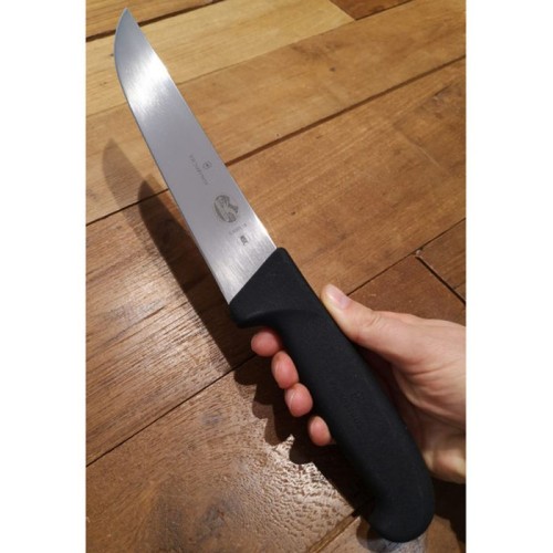 Ніж м'ясника Victorinox FIBROX Butcher 18см чорн 5.5203.18